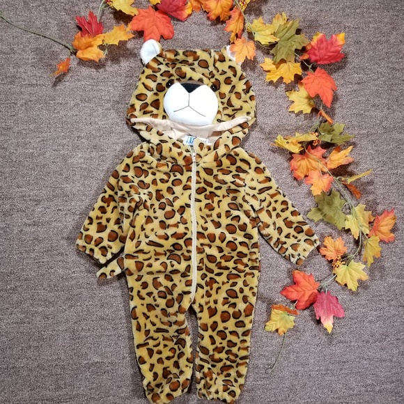 IDGirl Other - 2/$15 Leopard print warm baby bunting suit